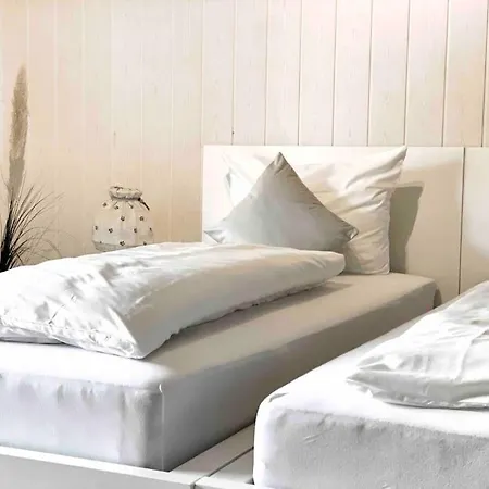 **schwarzwald-haus Mit Sauna** * Elzach