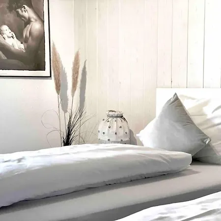 **schwarzwald-haus Mit Sauna** Ferienhaus Elzach